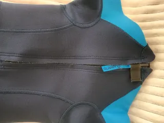 Neopreno Olaian corto infantil.