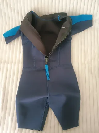 Neopreno Olaian corto infantil.