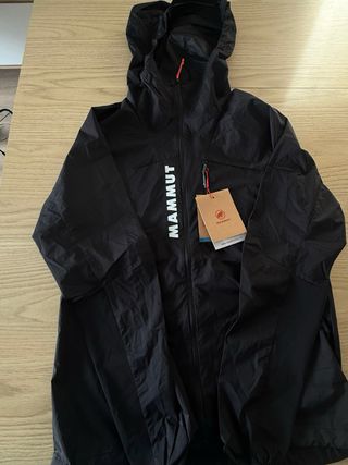 Chaqueta Mammut Aenergy WB Hooded  Talla M Nuevo
