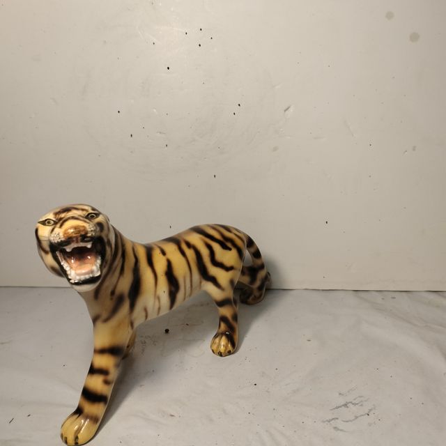Figura Porcelana - Italia- Tigre .