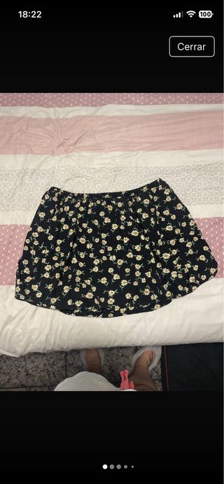 Falda floral negra Primark