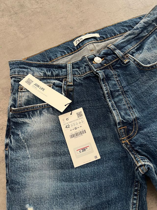 Jeans Zara sfilacciati usati