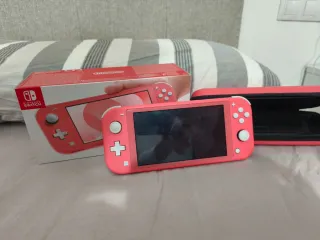 Nintendo Switch Lite Coral