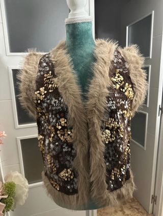Chaleco de pelo lentejuelas