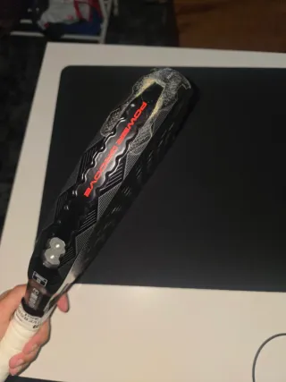 NO NEGOCIABLE ADIDAS METALBONE 3.4 HRD Padel Rack