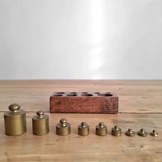 Set 9 Pesi Ottone 1gr-100gr