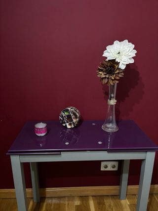 Mesa extensible cristal morado