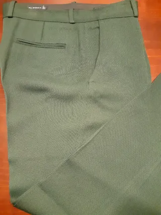 Pantalón Zara verde mujer talla M