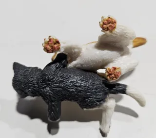 Gato Schleich y gatitos Papo