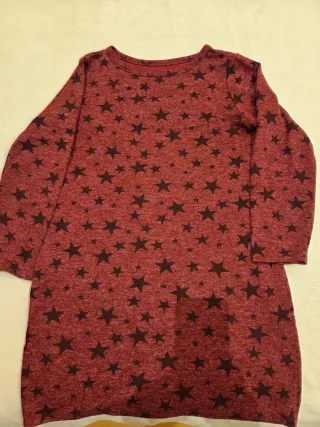 Vestido de manga larga con estrellas
