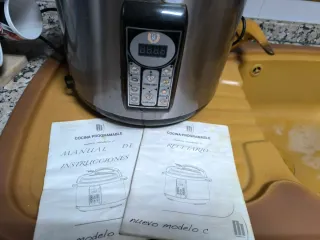 Robot Cocina Chef Titanium + Olla Eléctrica