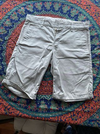 Pantalón corto Carhartt beige