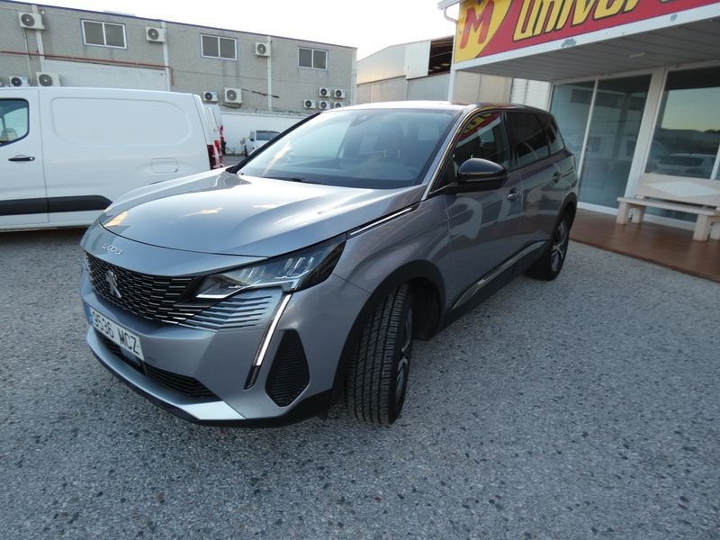 Peugeot 5008 2023, foto 4