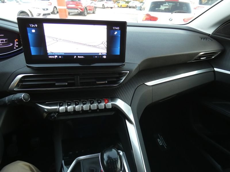 Peugeot 5008 2023, foto 11
