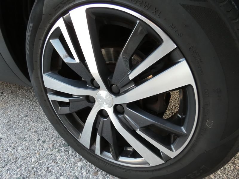 Peugeot 5008 2023, foto 19