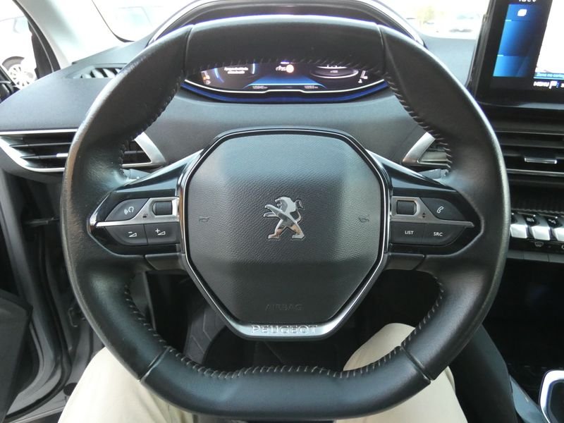 Peugeot 5008 2023, foto 29