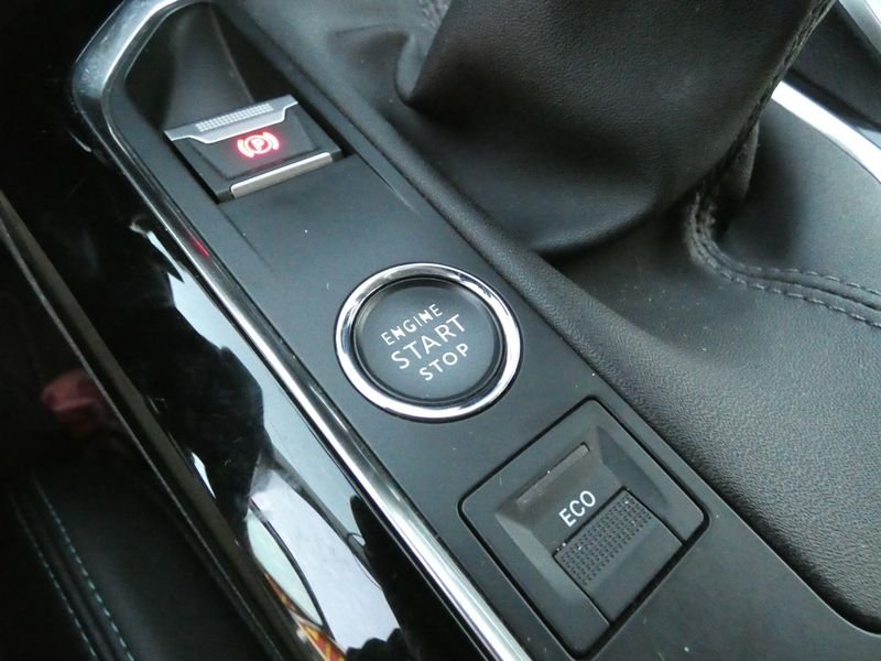 Peugeot 5008 2023, foto 30