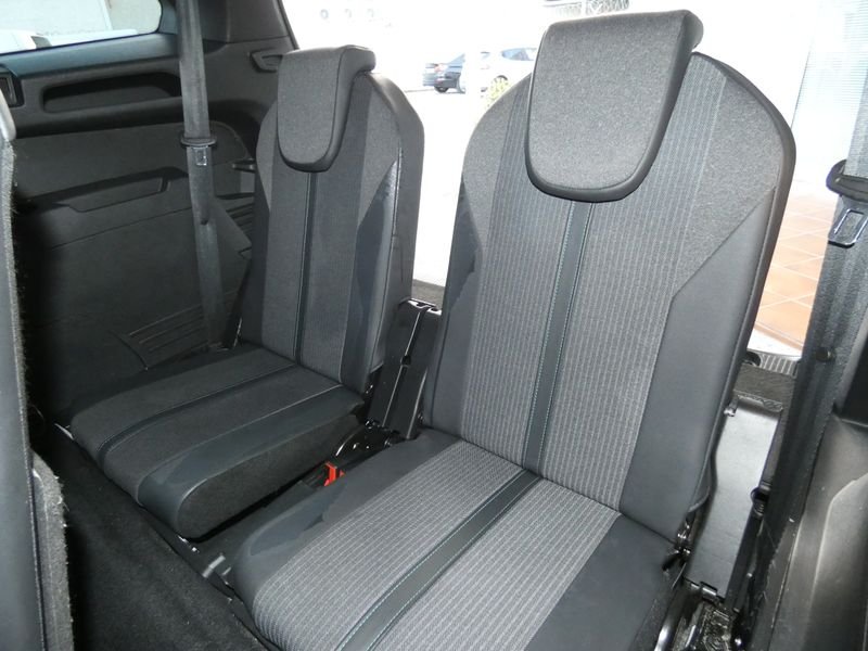 Peugeot 5008 2023, foto 33