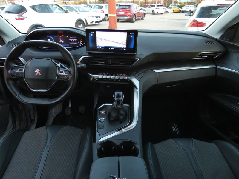 Peugeot 5008 2023, foto 34