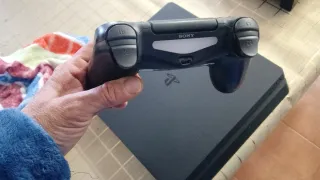 PS4 (PlayStation 4) Negra