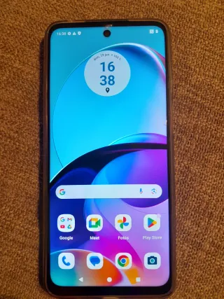 Teléfono móvil smartphone Motorola (Moto G14) como