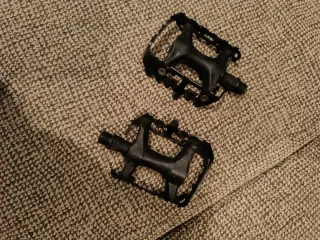 Pedales de bicicleta negros