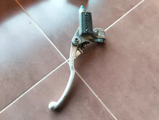 Bomba de embrague Magura