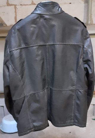 Cazadora de Piel  en marrón oscuro Talla XXL