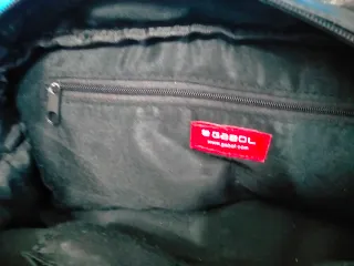 Bolso vintage negro y dorado