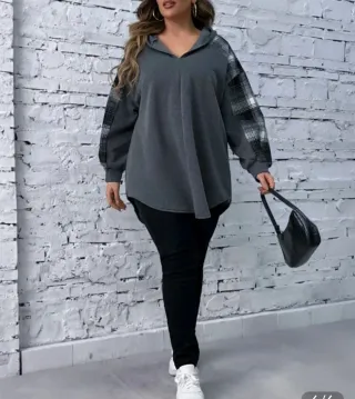 Sudadera con capucha y cuadros