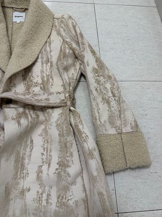 Abrigo largo Desigual mujer beige