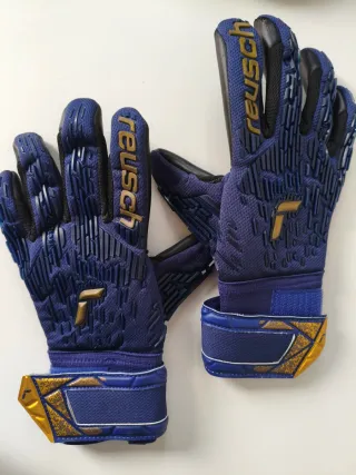 Guantes de portero Reusch