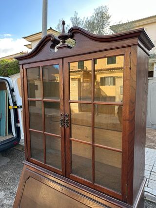 Mueble Vitrina Madera y Cristal