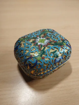 Cajita cloisonné 8,5x7,5x5cm