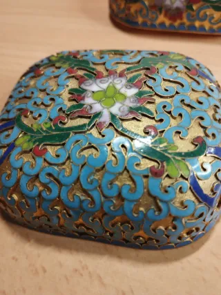 Cajita cloisonné 8,5x7,5x5cm