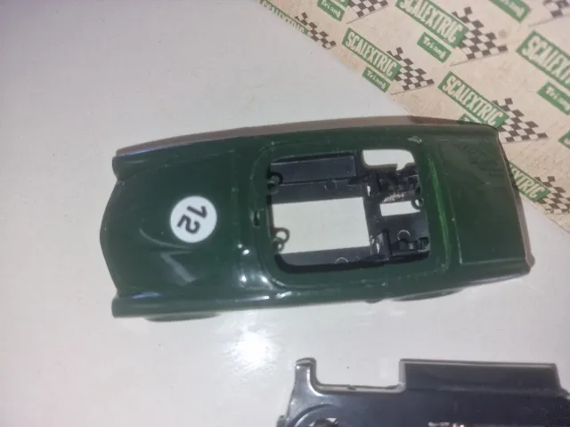 Carroceria 5€ Chasis 4€ Motor 6€