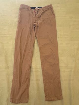 Pantalón Chino Beige Pull and Bear Talla 42