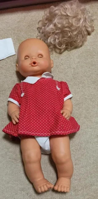 Nenuco Muñeca con Cuna y Ropa