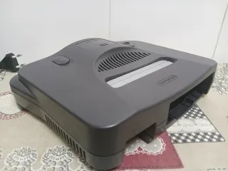 Nintendo 64 Consola Negra y Gris