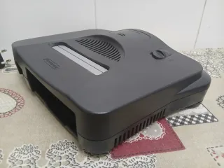 Nintendo 64 Consola Negra y Gris