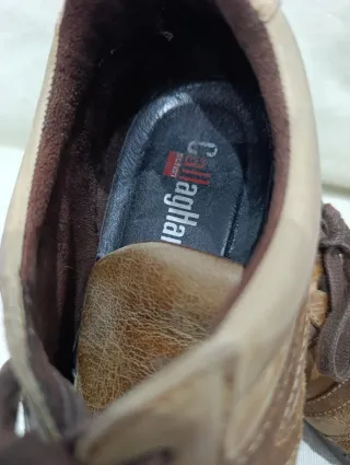 Zapatos Callaghan Beige y Marrón. Piel.