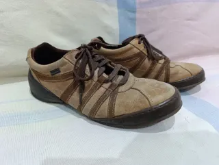 Zapatos Callaghan Beige y Marrón. Piel.