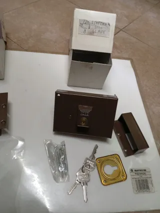 Cerradura AZBE nuevas