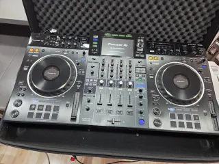 Controladora DJ Pioneer XDJ-XZ Negra
