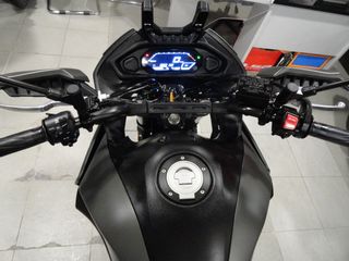 YAMAHA TRACER 7