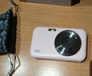 Cámara Digital Compacta 1080p + Tarjeta 32GB