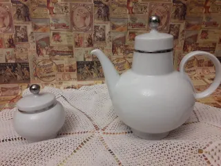 Teiera o Caffettiera e zuccheriera