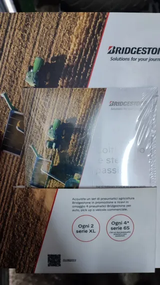 Espositore Bridgestone