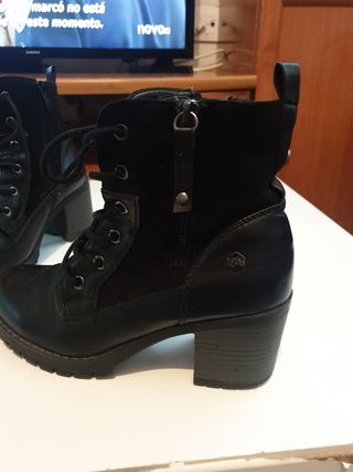 Botines negros mujer cordones tacón de piel