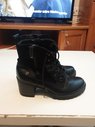 Botines negros mujer cordones tacón de piel